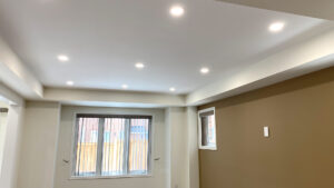 Pre-construction pot lights